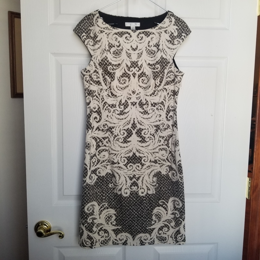 London Times lace print dress